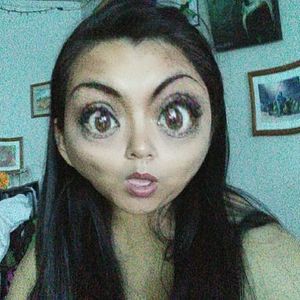 Meet your Posher, Stephie