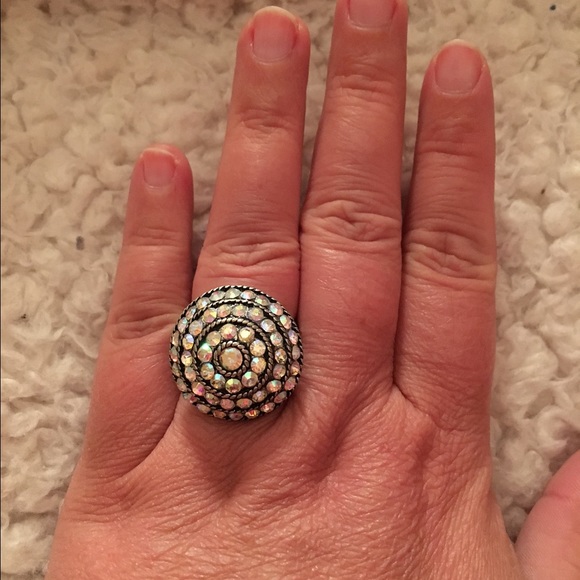 Iridescent stretch ring - Picture 3 of 3