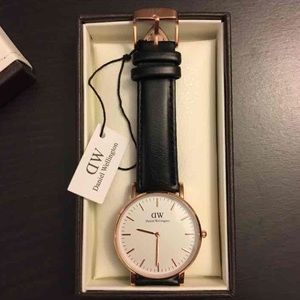 ❌SOLD❌Daniel Wellington Watch/Rose Gold/Brand New!