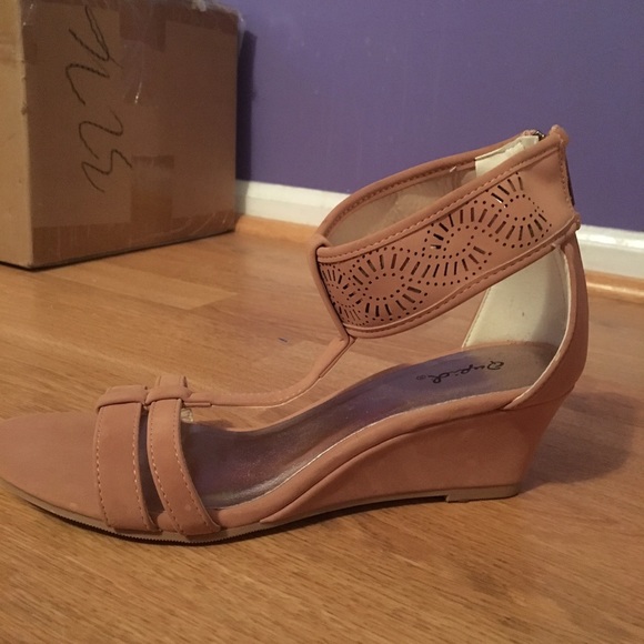 Cute Little Wedges