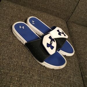 Under armour slides