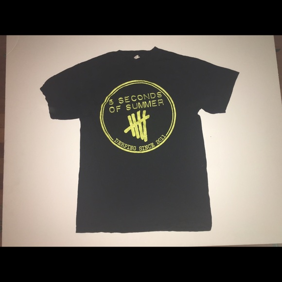 5 Seconds of Summer 2014 Tour Merch
