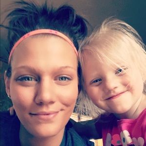 Meet your Posher, Liz