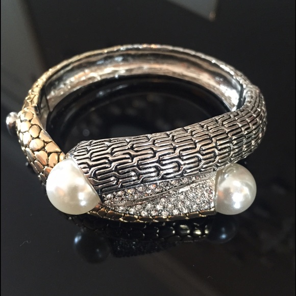 18K white and yellow Gold Plated Cuff Bangle