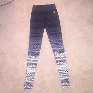 Ombré patterned leggings