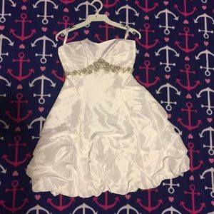 David's bridal dress