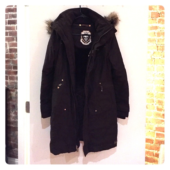 Warm Aritzia TNA Winter Parka