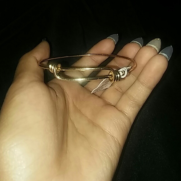 Bracelet - Picture 2 of 3