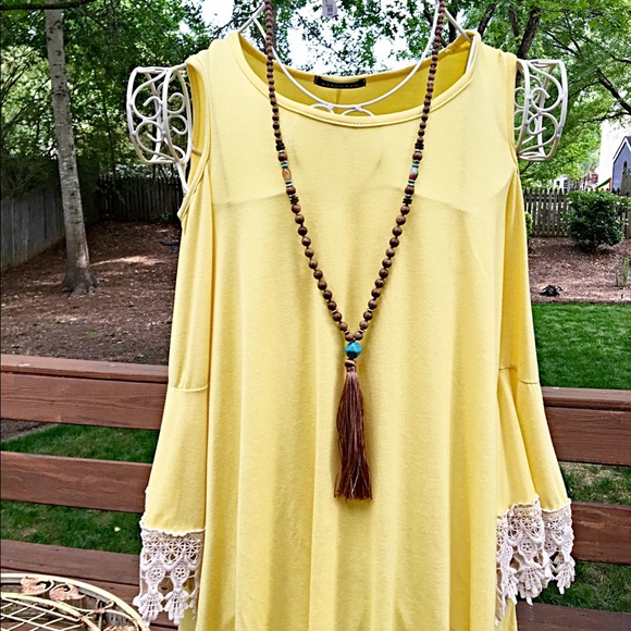 Sunny yellow crochet detail tunic👠 - Picture 3 of 4