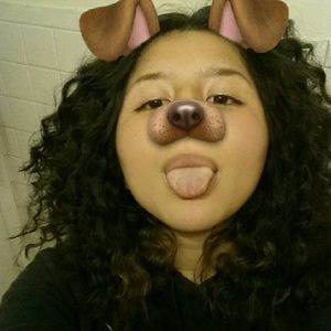 Meet your Posher, Yaire