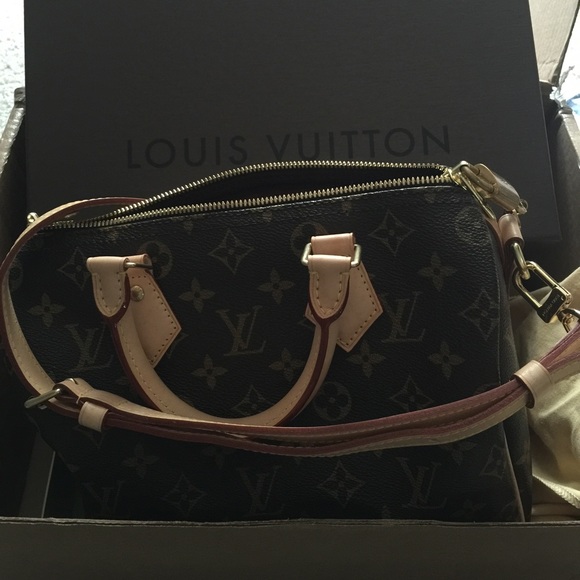 ‼️ALL SOLD‼️Louis Vuitton - THE SQUAD!😘 #iminLVoe - Picture 2 of 4