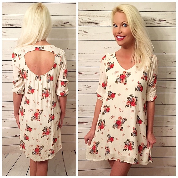 Stunning white floral hi lo tunic- - Picture 2 of 2