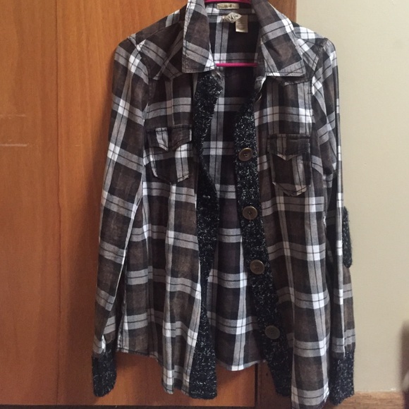 Bke button down!