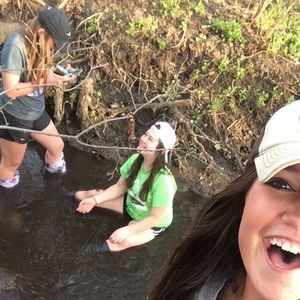 Meet your Posher, Alivia