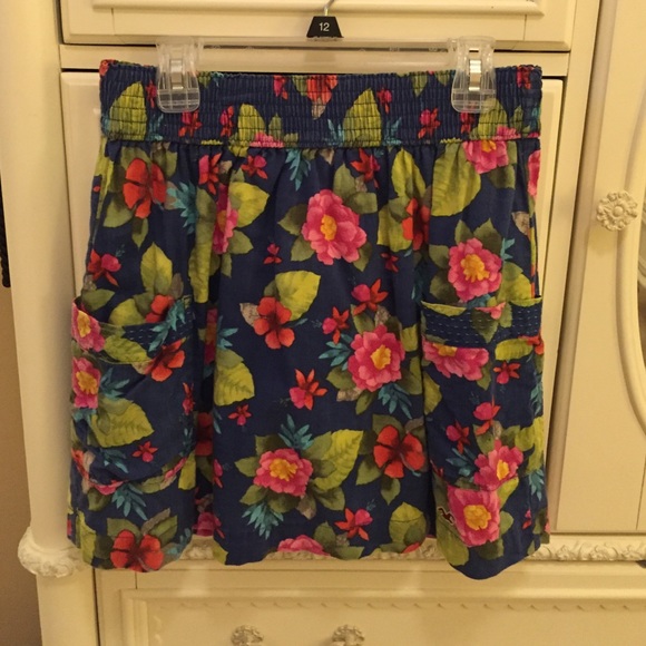 Hollister floral print skirt