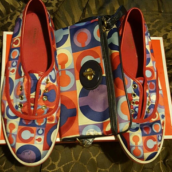 Matching Pre-Loved Audrina Coach shoes and clutch