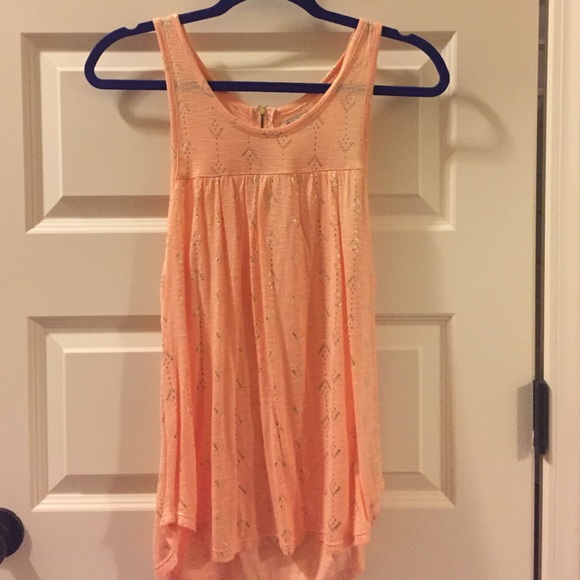 Pink and silver patterned tank