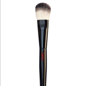 Yves Saint Laurent Brush