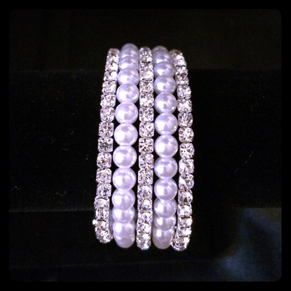 Pearl & jewel 5 strand wrap bracelet