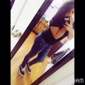 Meet your Posher, Stefany