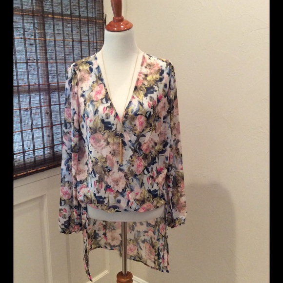 High/low Floral Top 🆕