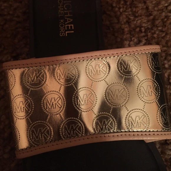 Flip flops !! - Picture 2 of 3