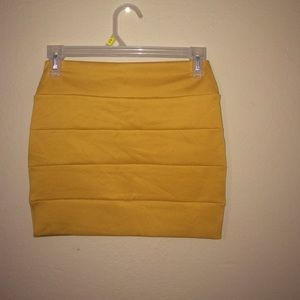 Mini pencil skirt