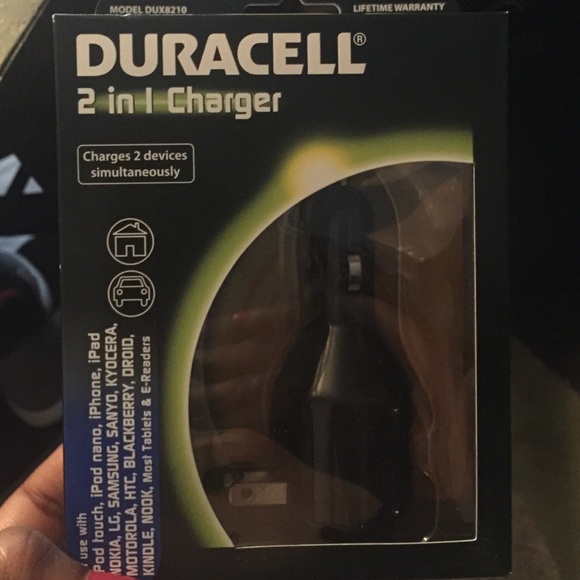 Duracell 2 in 1 charger. Wall and car charger. - Picture 1 of 2