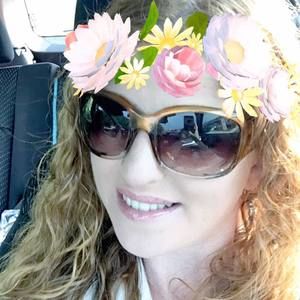 Meet your Posher, Deana