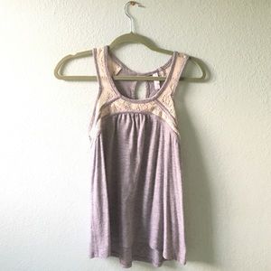 Gray tank top