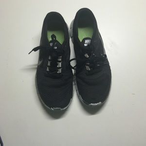 Nike free running shoes