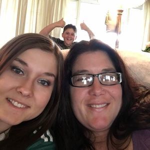 Meet your Posher, Melissa