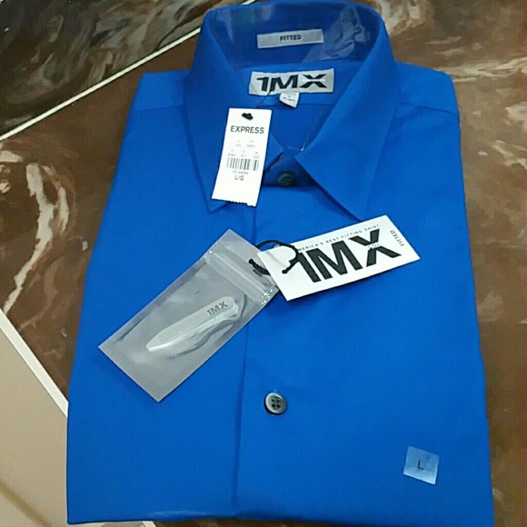 New. Express men fitted dress shirt