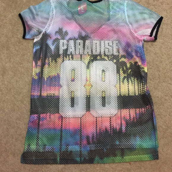 Top - Picture 2 of 3