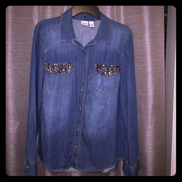 Denim button up with pocket detail