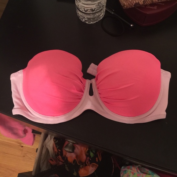 Pink Victoria secret bikini top size 34c
