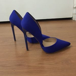 Sexy blue heel
