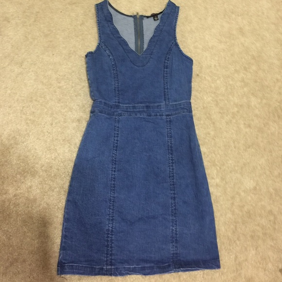 Denim dress - Picture 1 of 4