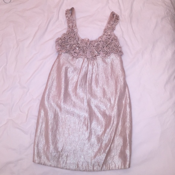 Alexia Admor Champange Dress w/ Ruffle Detail