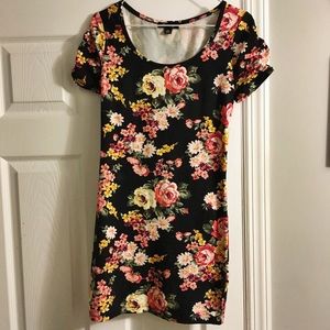 Forever 21 short sleeved dress