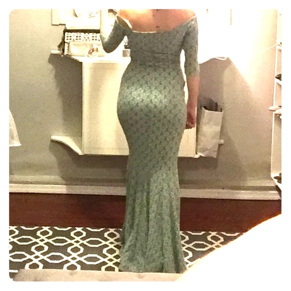 Prom dress - Picture 1 of 4