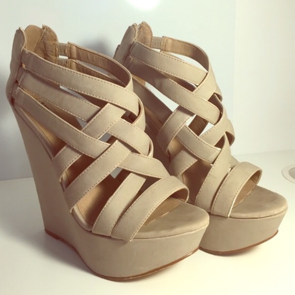 Steve Madden Strappy Nude Wedges