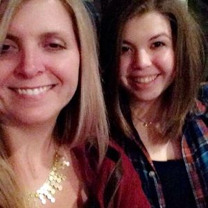 Meet your Posher, Casey