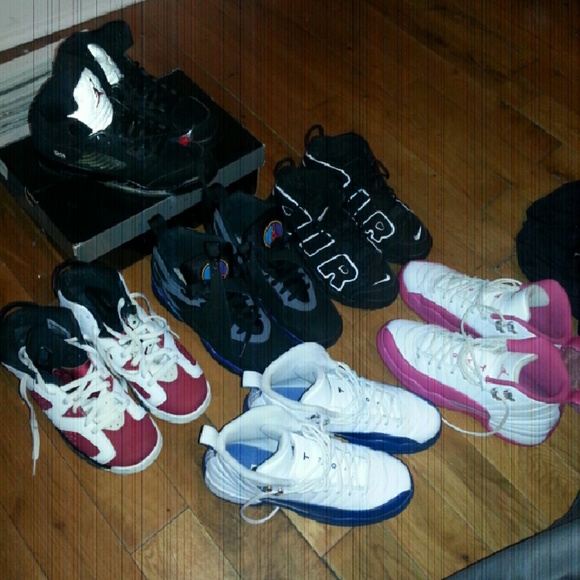 Sneakers