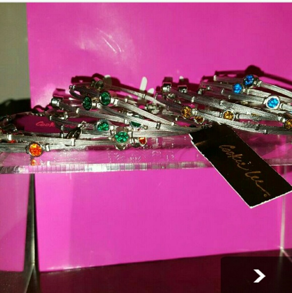 Cookie Lee spirit bangle set