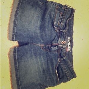 Levi jean shorts