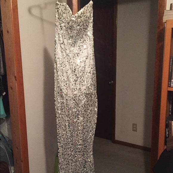 Prom/homecoming dress - Picture 3 of 4