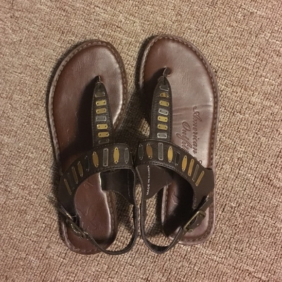 American Eagle Sandals