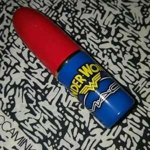 Mac x Wonder Woman lipstick