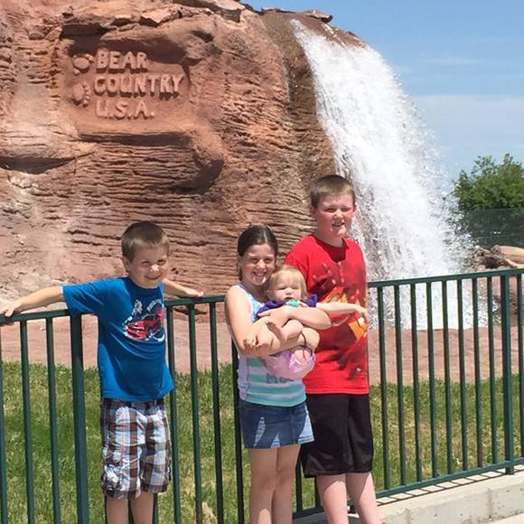 Meet your Posher, Shawna - Picture 1 of 1